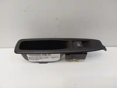 Peça sobressalente para automóvel em segunda mão botão / interruptor elevador vidro traseiro esquerdo por renault captur adventure referências oem iam 829614619r  