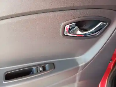 Second-hand car spare part interior left rear handle for renault captur adventure oem iam references 806700006r