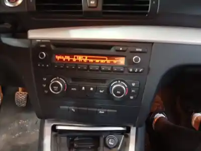 Peça sobressalente para automóvel em segunda mão sistema de áudio / rádio cd por bmw serie 1 coupe (e82) 118d referências oem iam 930215501