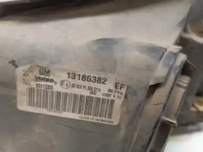 Pezzo di ricambio per auto di seconda mano faro anteriore destro per opel corsa d catch me riferimenti oem iam 89313300  