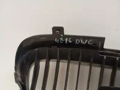 Second-hand car spare part Front Grille for SEAT LEON (1P1) Comfort Limited OEM IAM references 5P0853654  