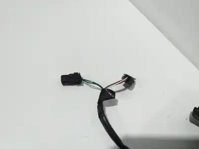 Pezzo di ricambio per auto di seconda mano retrovisore destro per citroen c3 attraction riferimenti oem iam e9026100