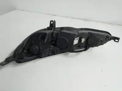 Second-hand car spare part Right Headlight for PEUGEOT 407 ST Confort OEM IAM references 0301213202  