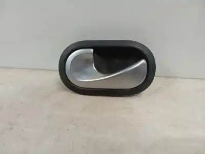 Second-hand car spare part interior left front handle for renault clio iii exception oem iam references 