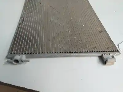 Peça sobressalente para automóvel em segunda mão condensador / radiador de ar condicionado por renault clio iv authentique referências oem iam 921006843r  