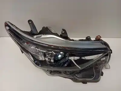 Peça sobressalente para automóvel em segunda mão farol / farolim direito por toyota auris hybrid active referências oem iam 90070909