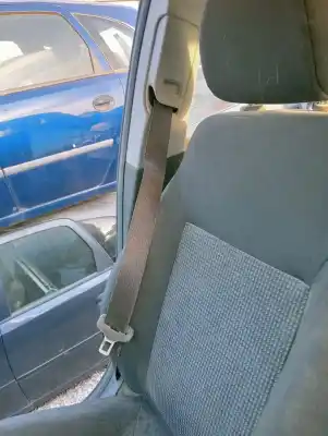 Piesă de schimb auto la mâna a doua Centurã De Siguranțã Partea Din Fatã Dreapta pentru OPEL CORSA D ´´111 Years´´ Referințe OEM IAM   