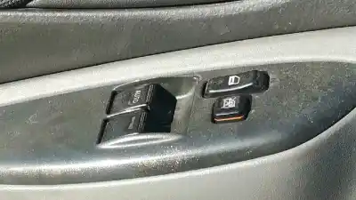 Second-hand car spare part left front power window switch for toyota yaris (ncp1/nlp1/scp1) 1.3 16v cat oem iam references 