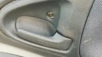 Second-hand car spare part interior left front handle for toyota yaris (ncp1/nlp1/scp1) 1.3 16v cat oem iam references 