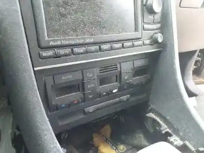 Peça sobressalente para automóvel em segunda mão comando de sofagem (chauffage / ar condicionado) por audi a4 b7 avant (8ed) 2.0 tdi 16v referências oem iam 
