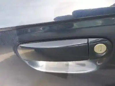 Peça sobressalente para automóvel em segunda mão puxador exterior dianteiro esquerdo por audi a4 b7 avant (8ed) 2.0 tdi 16v referências oem iam 