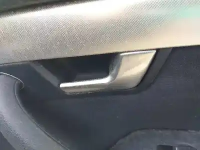 Peça sobressalente para automóvel em segunda mão puxador interior dianteiro direito por audi a4 b7 avant (8ed) 2.0 tdi 16v referências oem iam 