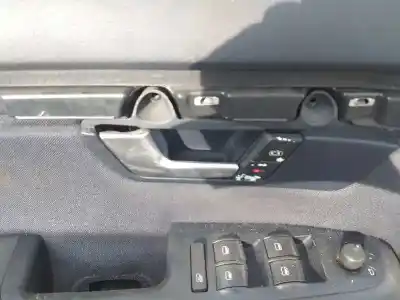 Peça sobressalente para automóvel em segunda mão puxador interior dianteiro esquerdo por audi a4 b7 avant (8ed) 2.0 tdi 16v referências oem iam 