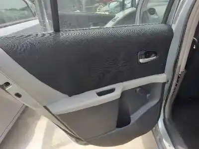 Автозапчасти б/у обивка задней левой двери за toyota yaris (ksp9/scp9/nlp9) básico ссылки oem iam 