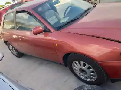 Peça sobressalente para automóvel em segunda mão elevador de vidros dianteiro direito por audi a3 (8l) 1.9 tdi referências oem iam 