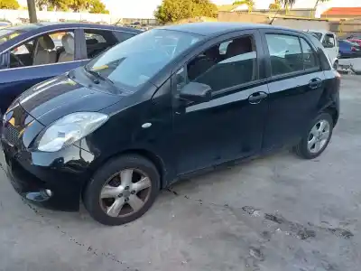 Pièce détachée automobile d'occasion Serrure De Porte Arrière Gauche pour TOYOTA YARIS (KSP9/SCP9/NLP9) Básico Références OEM IAM   