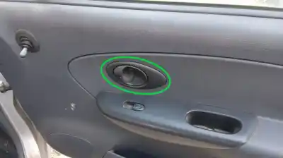 Peça sobressalente para automóvel em segunda mão puxador interior dianteiro direito por daewoo matiz cd referências oem iam 