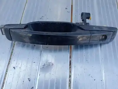 Tweedehands auto-onderdeel buitenste handgreep links voor voor ssangyong rodius xdi oem iam-referenties 