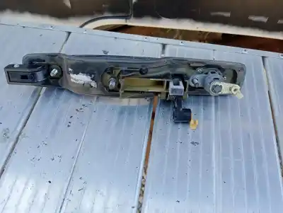 Tweedehands auto-onderdeel buitenste handgreep links voor voor ssangyong rodius xdi oem iam-referenties   