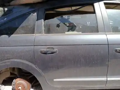 İkinci el araba yedek parçası Arka Sag Dis Kulp için SSANGYONG RODIUS Xdi OEM IAM referansları   