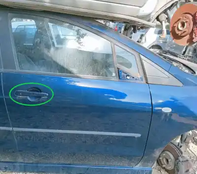 Автозапчастина б/у зовнішня ручка передня прав для mazda 5 (cr19) 2.0 (crew) посилання на oem iam 