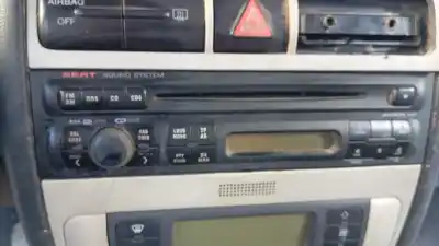 Автозапчасти б/у аудиосистема / радио Cd за SEAT LEON (1M1) 1.9 TDI ссылки OEM IAM   