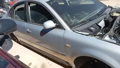 Pezzo di ricambio per auto di seconda mano ALZACRISTALLI ANTERIORE DESTRO per VOLKSWAGEN PASSAT B5 (3B2)  Riferimenti OEM IAM   