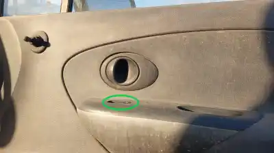 Tweedehands auto-onderdeel schakelaar rechts voor ruit voor daewoo matiz cd oem iam-referenties 