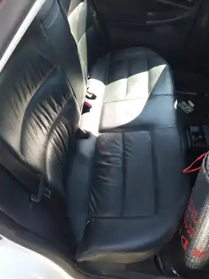 Автозапчасти б/у задний правый ремень безопасности за audi a4 avant (b5) 2.6 v6 cat (abc) 150 cv / 110 kw ссылки oem iam 