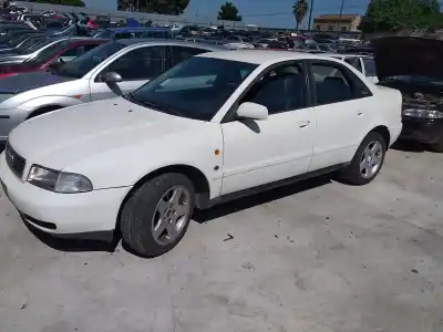 Автозапчасти б/у левое зеркало за audi a4 avant (b5) 2.6 v6 cat (abc) 150 cv / 110 kw ссылки oem iam 