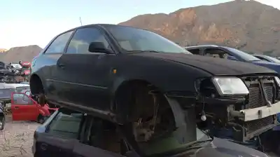Pezzo di ricambio per auto di seconda mano  per AUDI A3 (8L1)  Riferimenti OEM IAM    Pezzo di ricambio per auto di seconda mano  per AUDI A3 (8L1)  Riferimenti OEM IAM