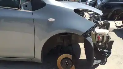 Second-hand car spare part front right fin for toyota yaris (ncp1/nlp1/scp1) 1.3 expo oem iam references   