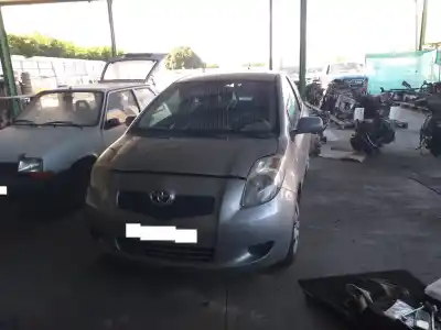 Автозапчастина б/у замок капота для TOYOTA YARIS (NCP1/NLP1/SCP1) 1.3 Expo Посилання на OEM IAM   