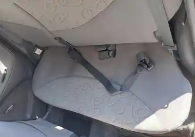 Автозапчастина б/у задні сидіння для toyota yaris (ncp1/nlp1/scp1) 1.3 16v cat посилання на oem iam   