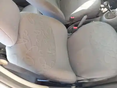 Автозапчастина б/у передній правий ремін безпеки для toyota yaris (ncp1/nlp1/scp1) 1.3 16v cat посилання на oem iam 