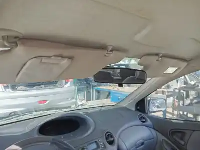 Автозапчастина б/у внутрішне світло для toyota yaris (ncp1/nlp1/scp1) 1.3 16v cat посилання на oem iam 