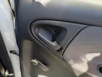 Автозапчастина б/у внутрішня задня права ручка для toyota yaris (ncp1/nlp1/scp1) 1.3 16v cat посилання на oem iam 