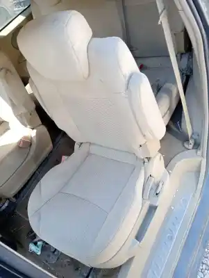 Tweedehands auto-onderdeel stoelen links achter voor ssangyong rodius xdi oem iam-referenties 