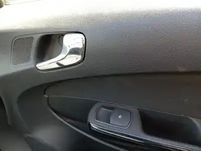 Pezzo di ricambio per auto di seconda mano interruttore alzacristalli anteriore destro per opel corsa d catch me riferimenti oem iam 