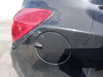 Pezzo di ricambio per auto di seconda mano tappo esterno del carburante per opel corsa d catch me riferimenti oem iam 