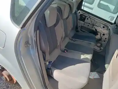 Автозапчастина б/у задні праві сидіння для renault scenic ii i- music посилання на oem iam   