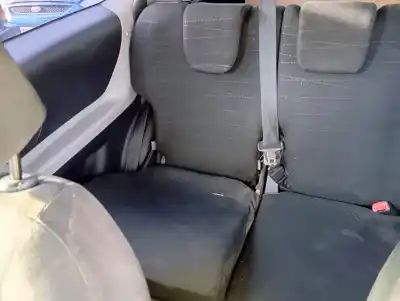 Pièce détachée automobile d'occasion Sièges Arrière Droit pour TOYOTA YARIS (KSP9/SCP9/NLP9) Básico Références OEM IAM   