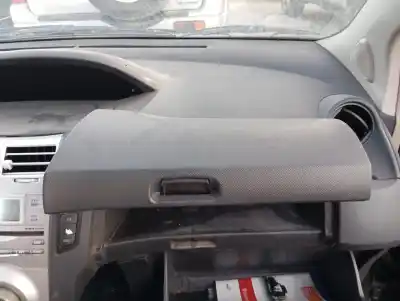 Pièce détachée automobile d'occasion boite à gants pour toyota yaris (ksp9/scp9/nlp9) básico références oem iam 