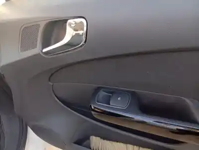 Pezzo di ricambio per auto di seconda mano Interruttore Alzacristalli Anteriore Destro per OPEL CORSA D CMon Riferimenti OEM IAM   
