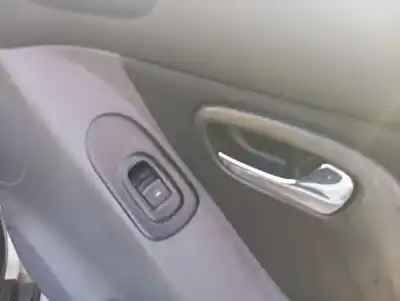 Peça sobressalente para automóvel em segunda mão botão / interruptor elevador vidro dianteiro direito por seat leon (1m1) 1.9 tdi referências oem iam 
