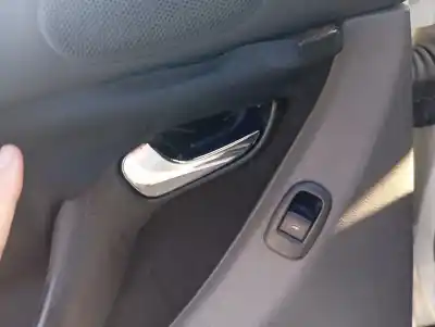Peça sobressalente para automóvel em segunda mão puxador interior traseiro esquerdo por seat leon (1m1) 1.9 tdi referências oem iam 