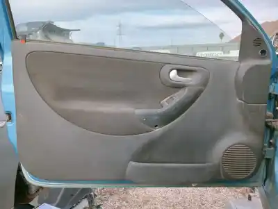 Автозапчастина б/у ліва передня внутрішня ручка для opel corsa c furgoneta/hatchback (x01) 1.7 di 16v (f08, w5l) посилання на oem iam 