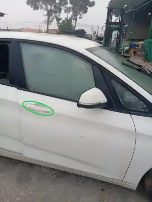 Автозапчастина б/у зовнішня ручка передня прав для bmw 2 active tourer (f45) 216 d посилання на oem iam 