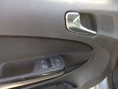 Peça sobressalente para automóvel em segunda mão botão / interruptor elevador vidro dianteiro esquerdo por opel corsa d catch me referências oem iam 