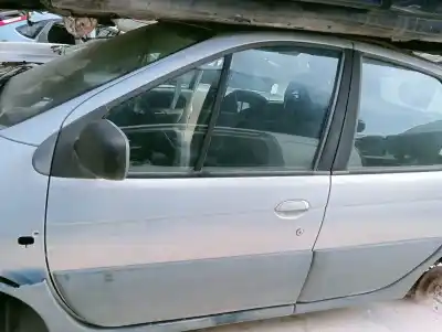 Автозапчасти б/у замок левой передней двери за renault scenic rx4 (ja0) 2.0 16v dynamique ссылки oem iam 